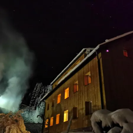House Rogla Jurgovo A Skiin Skiout Riverside * Lukanja