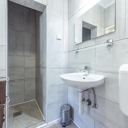 Rogla Jurgovo - In Out *