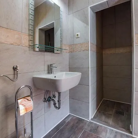 Rogla Jurgovo - In Out *