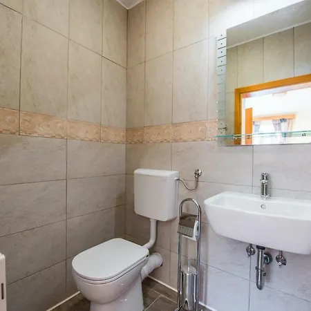 Rogla Jurgovo - In Out * Lukanja