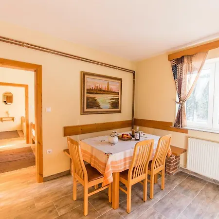 Apartamento House Rogla Jurgovo A Skiin Skiout Riverside