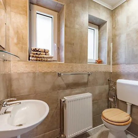 Rogla Jurgovo - In Out