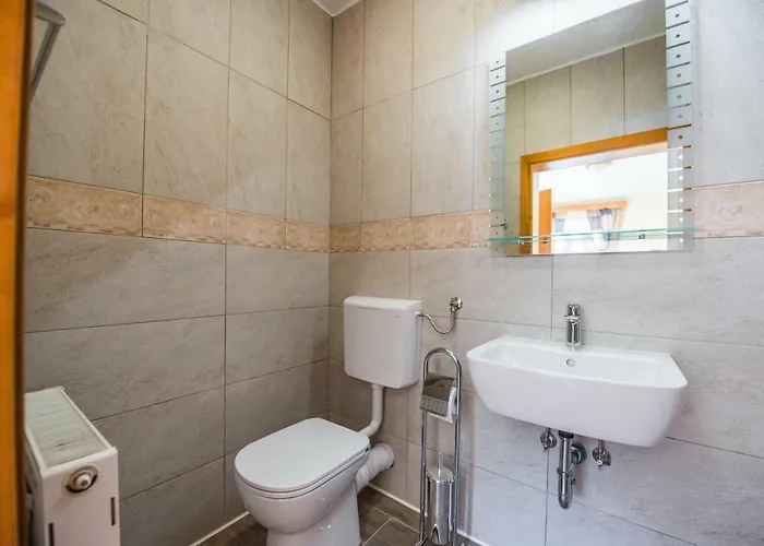 Rogla Jurgovo - In Out * Lukanja