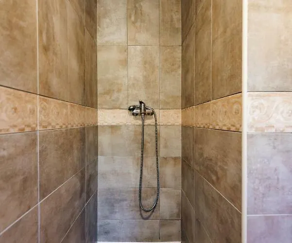 Rogla Jurgovo - In Out * Lukanja