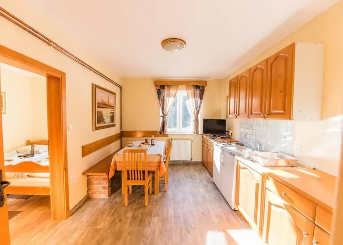 Rogla Jurgovo - In Out * Lukanja